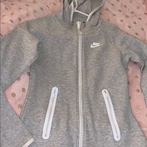 SOLD Nike Women’s Grey & White Zip Up Jacket